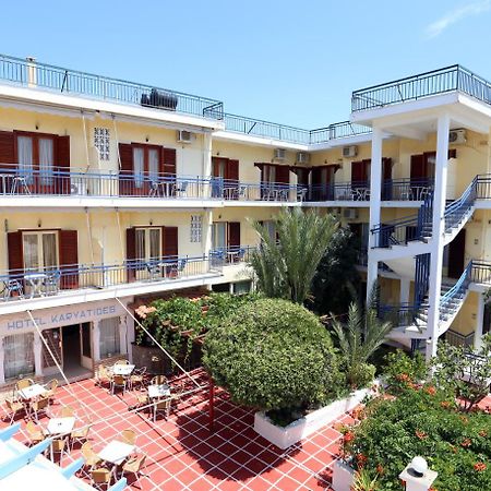 Hotel Karyatides Agía Marína Exterior foto